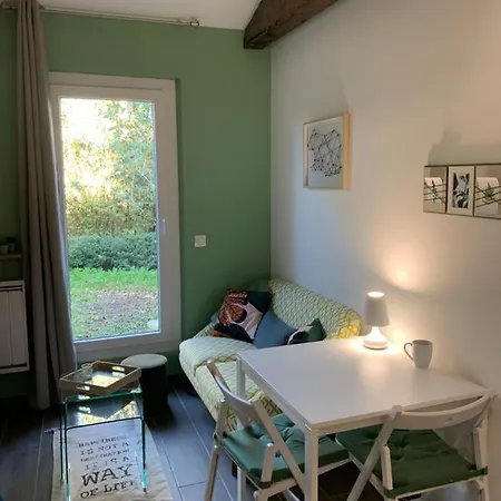 Le Vert D'eau, Maisonnette Avec Jardin - Centre *
