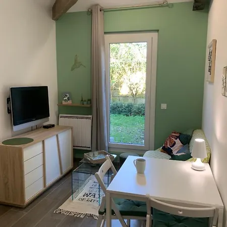Le Vert D'eau, Maisonnette Avec Jardin - Centre Apartament Libourne