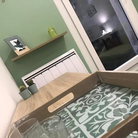 Le Vert D'eau, Maisonnette Avec Jardin - Centre *